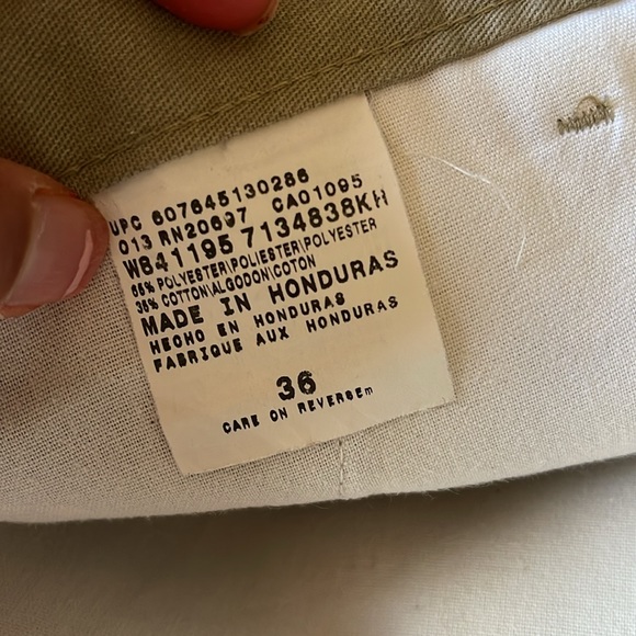 Dickies Relaxed Fit Multi-Use Pocket Work Shorts, Khaki - Picture 12 of 16